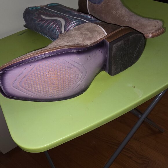 High calf Ariat boots - Picture 3 of 4